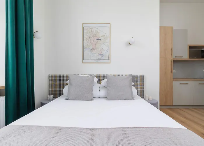 Kazimierz- Augustianska 1- With Ac *